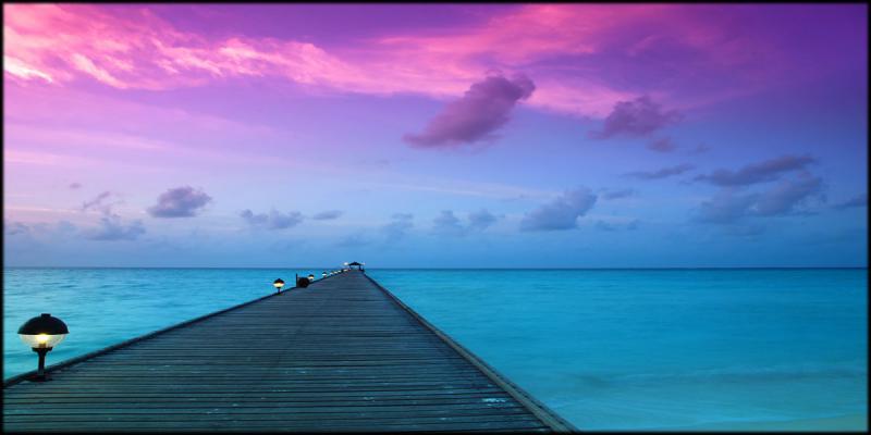 Quadro su tela canvas DEEP 62X115 PIER IN PURPLE del brand Lupia, categoria: Arredo e decorazioni > Quadri e Tele > Quadri su tela, disponibile su Vorreishop.