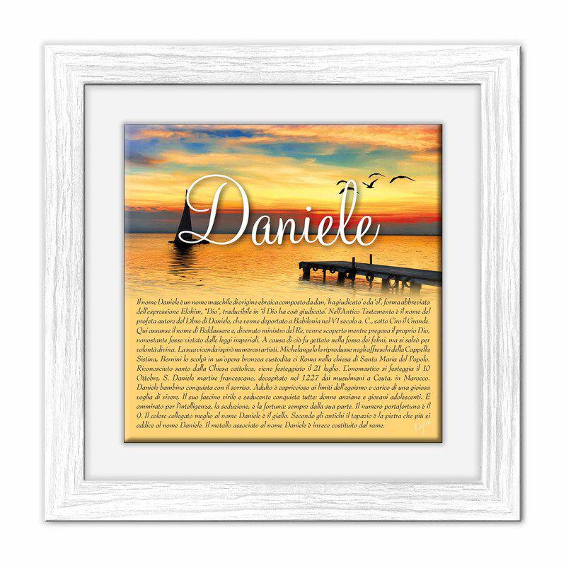 Quadro mattonella Ceramica Modern White 29x29 cm con significato del nome Daniele del brand Lupia, categoria: Idee regalo e bomboniere > Oggettistica > Quadri Ceramica Modern White con significato Nomi, disponibile su Vorreishop.