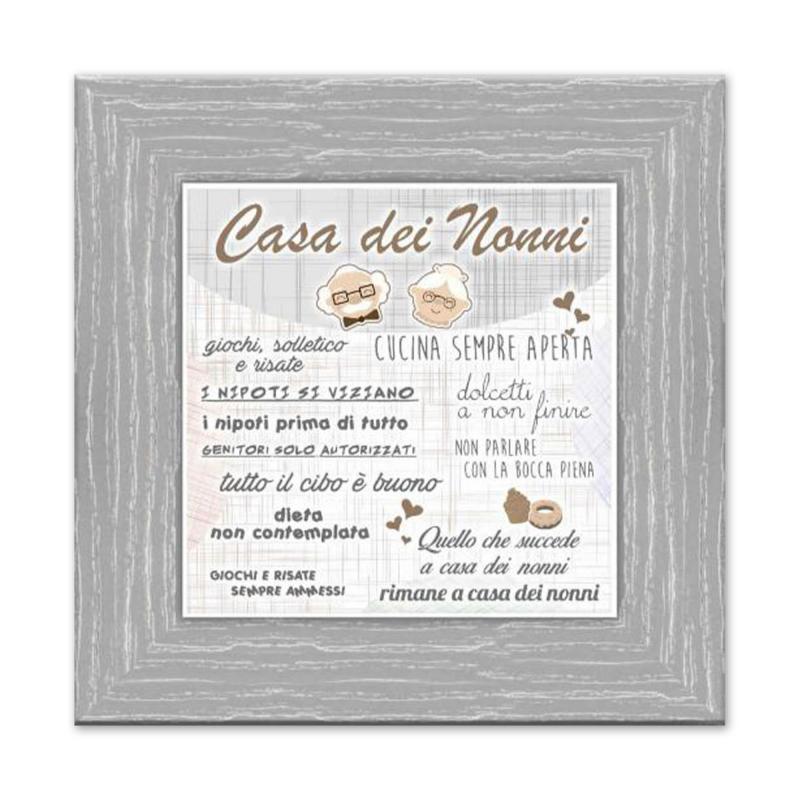 Quadro Moderno con mattonella Ceramica stampata, cornice shabby Boston 30x30 cm CASA DEI NONNI - cornice Boston Grey del brand Lupia, categoria: Arredo e decorazioni > Quadri e Tele > Quadri su ceramica, disponibile su Vorreishop.