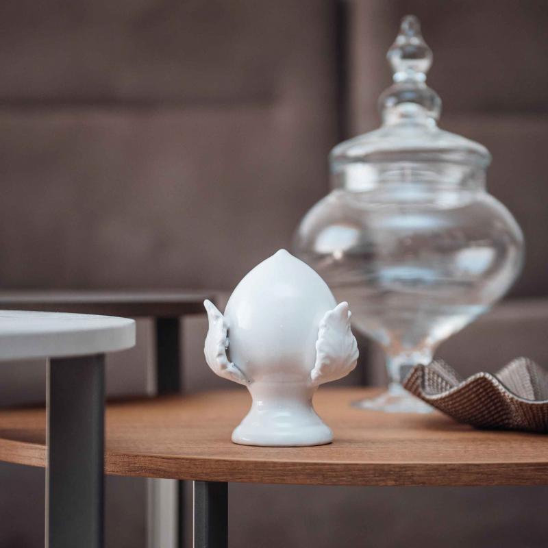 PUMO BIANCO Salentino Chiuso NEW decorazione in ceramica tipica pugliese - Grande H 16 cm del brand Lupia, categoria: Artigianato salentino > Ceramica Salentina > Pumo Salentino.