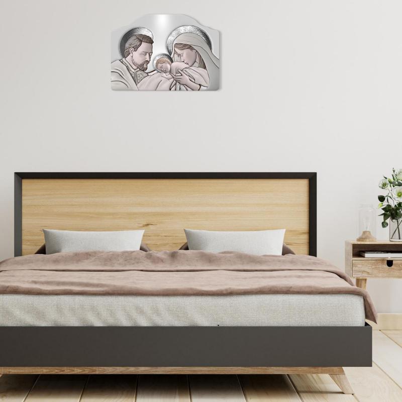 Quadro moderno Capezzale sacra famiglia 46x65 cm THE KISS CERAMIC GREY su tavola lavorata del brand Lupia, categoria: Arredo e decorazioni > Decorazioni da parete > Capezzali.