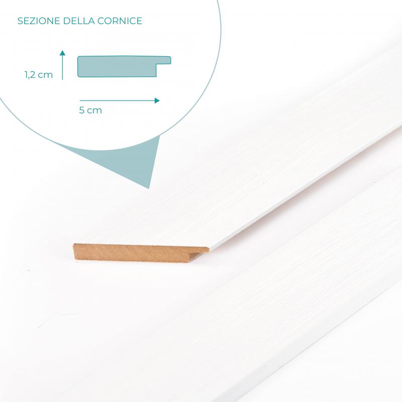 Cornice foto legno da parete shabby BOSTON WHITE, per stampe, pergamene diplomi, poster, quadri moderni - 70x100 cm del brand Lupia, categoria: Arredo e decorazioni > Cornici e Portafoto > Cornici portafoto da parete.