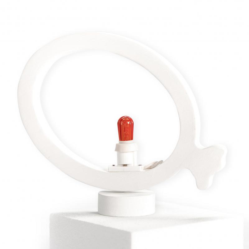 Lampada da tavolo o parete in legno PALLONCINO 21x21 cm LUMINARIA d'arredo pugliese - Lampadina Rosso del brand Lupia, categoria: Artigianato salentino > Luminarie Salentine > Luminaria, disponibile su Vorreishop.