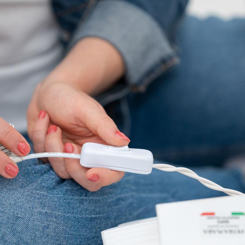 Lampada da Parete in Legno CUORE Grande 52x52 cm LUMINARIA d'arredo pugliese 24 lampadine - Lampadine Bianche del brand Lupia, categoria: Artigianato salentino > Luminarie Salentine > Luminaria.