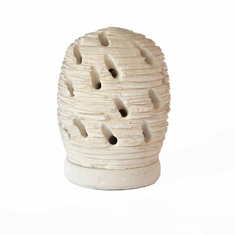 Lampada da terra o tavolo PIGNA SPAZZOLATA Piccola scultura decorazione in Pietra Leccese salentina misure 19 x 14 cm del brand Maestro d'arte De Iaco Alfredo, categoria: Artigianato salentino > Pietra leccese e carparo > Lampade e Orologi.