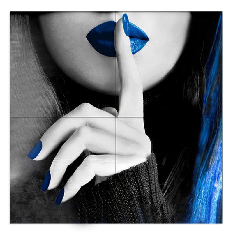 Quadro moderno grande su tela WALL 2x2 m DONNE BLUE SILENCE, set 4 pz tele 1x1 m per soggiorno camera da letto del brand Lupia, categoria: Arredo e decorazioni > Quadri e Tele > Grandi Quadri, disponibile su Vorreishop.