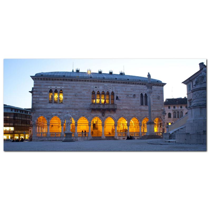 Lupia - Quadro moderno su Tela Canvas DEEP 65X143 cm, con paesaggi e localismi italiani, per casa, soggiorno, capezzale camera da letto, hotel, ufficio, UDINE - PIAZZA LIBERTA'                del brand Lupia, categoria: Arredo e decorazioni > Quadri e Tele > Quadri cittÃ  e Localismi, disponibile su Vorreishop.