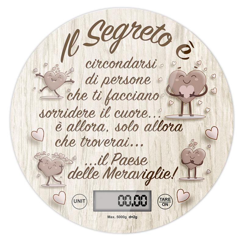 Lupia - Bilancia Digitale da Cucina in Vetro Temperato decorato IL SEGRETO D.18,5 cm, Idea Regalo scatola bianca, Display LED, Design Elegante Bomboniera, batteria CR2032, Made in Italy del brand Lupia, categoria: Tavola e cucina > Accessori per la Cucina > Bilance Digitali, disponibile su Vorreishop.