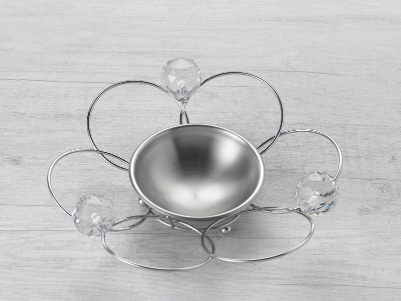 Centrotavola Piccolo Posacenere Portaoggetti Svuota tasche in Acciaio 21x5,5x21 cm del brand Giardini di Marzo, categoria: Tavola e cucina > Accessori per la Tavola > Centrotavola e alzatine, disponibile su Vorreishop.